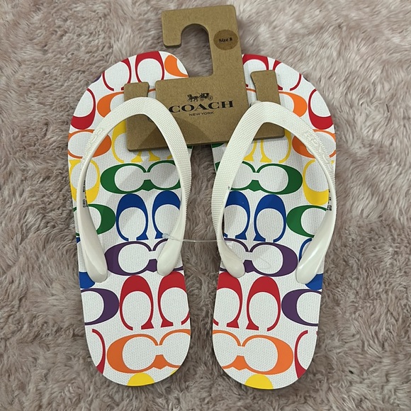 Coach Flip Flop In Rainbow Signature - Picture 2 of 9